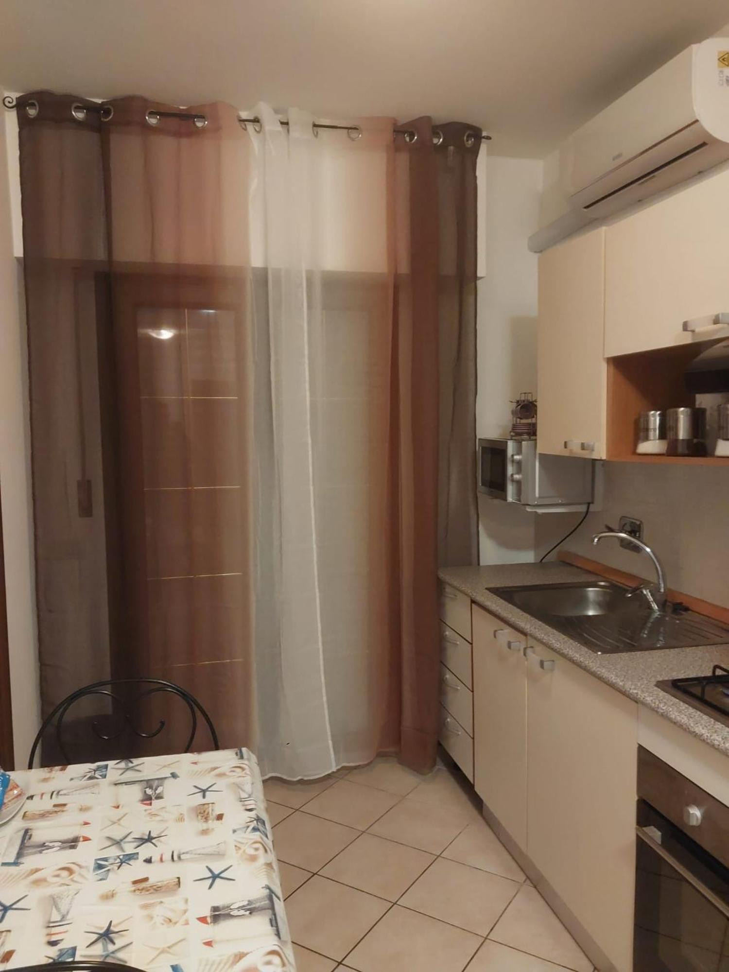 Cozy Studio - Monolocale - Fiumicino Aeroporto E Fiera - Self Check-In Екстериор снимка